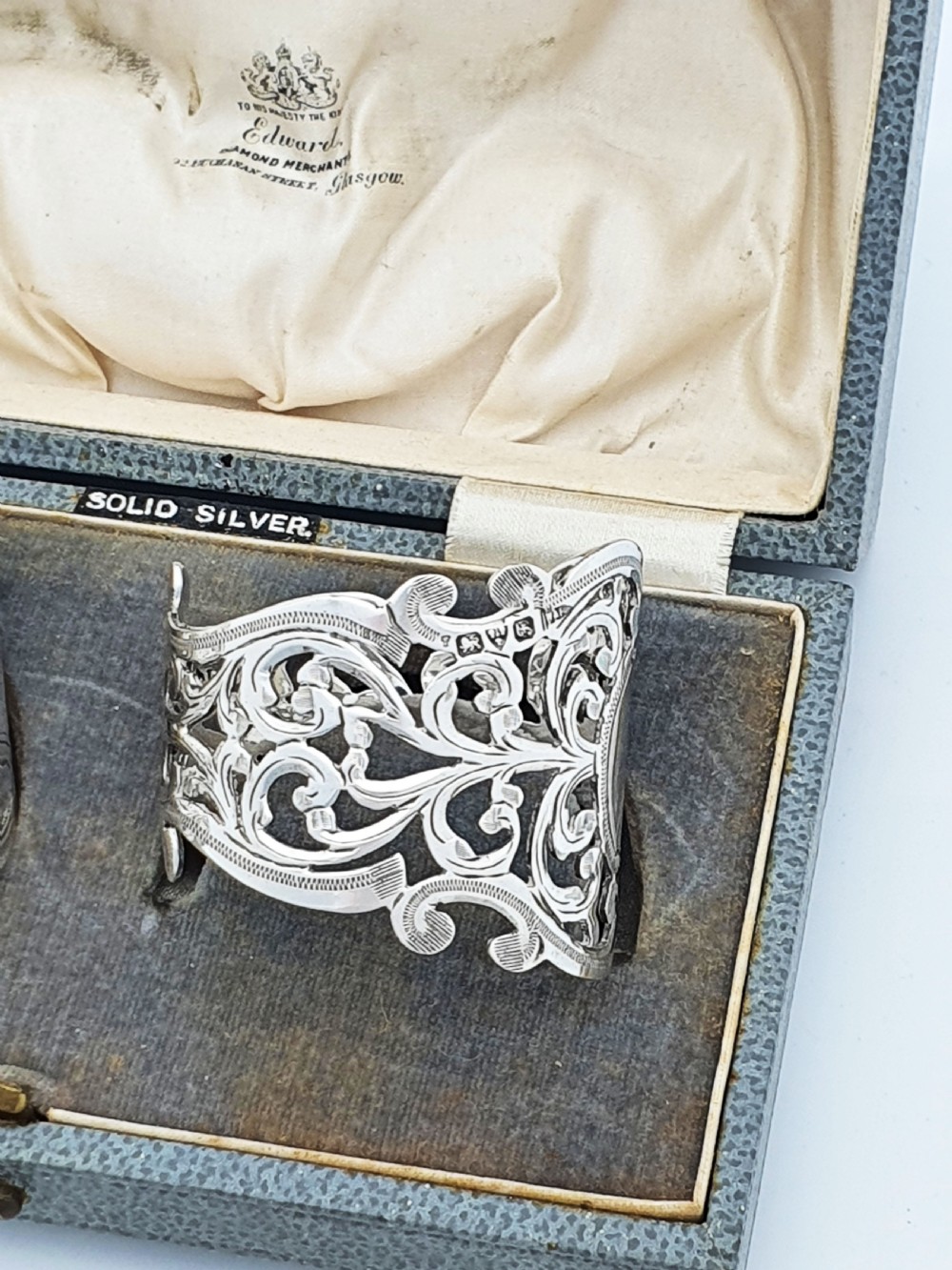 Lovely Pair of Antique Solid Silver Pierced Napkin Rings - 1906 View VI