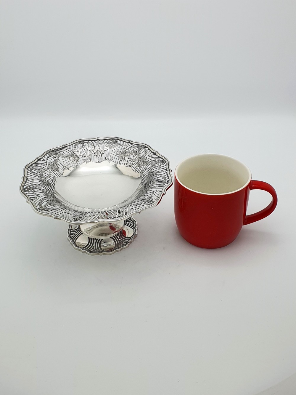 Gorgeous Antique George V  Sterling Silver Comport by William Hutton & Sons - 1913 View VIII