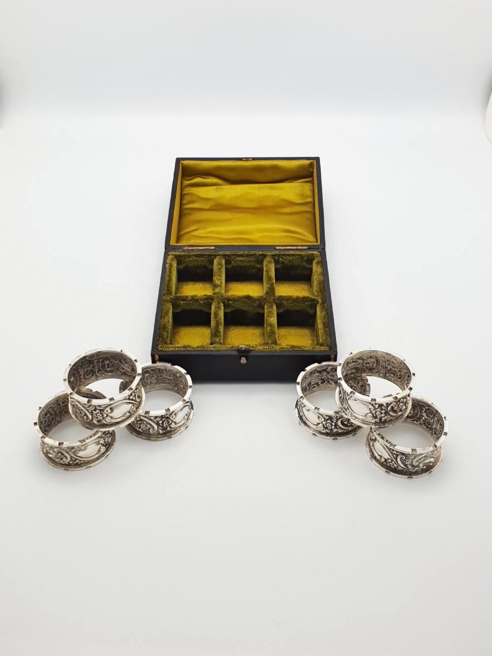 Nice Boxed Set of 6 Ornate Antique Victorian Silver Plated Napkin Rings – circa 1890 View III