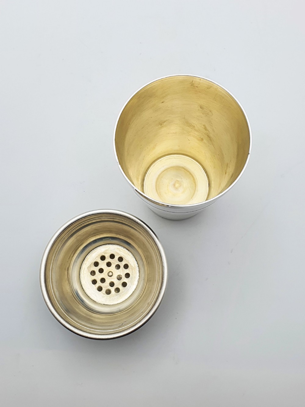 Nice Art Deco Silver-Plated Cocktail Shaker with Measuring Jigger – circa 1930 View II