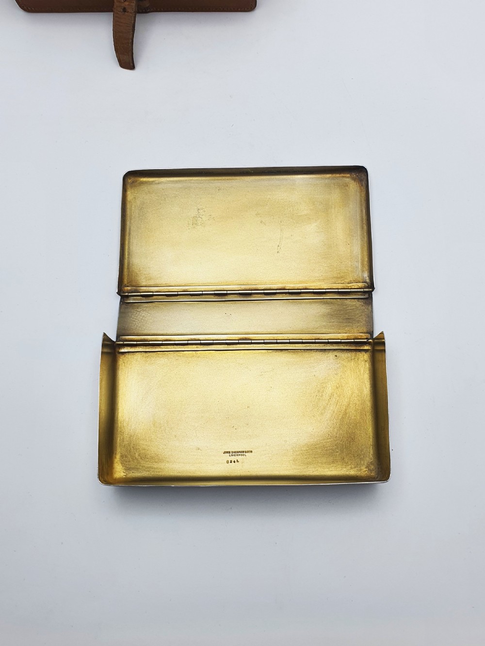 Handsome Antique Leather Cased Sandwich Box - circa 1920 View VIII