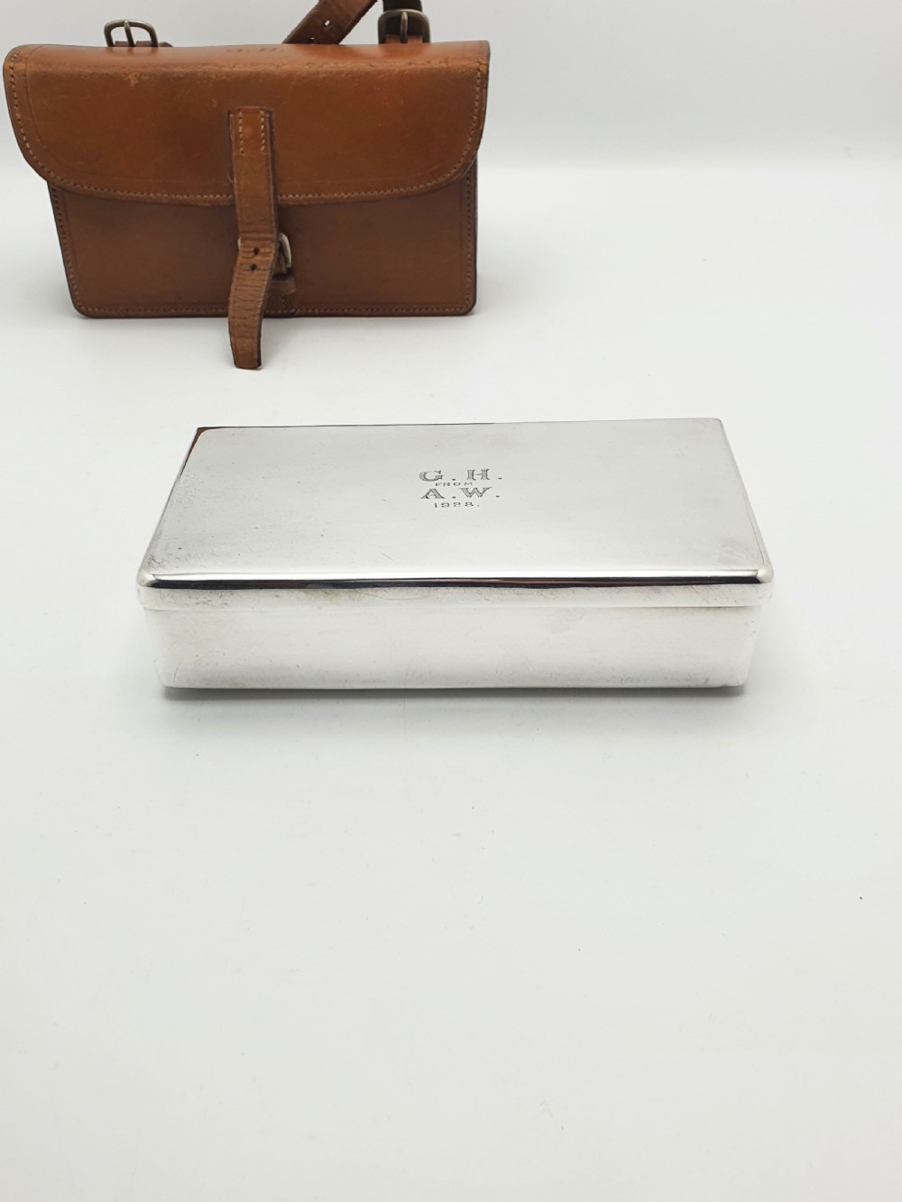 Handsome Antique Leather Cased Sandwich Box - circa 1920 View IX