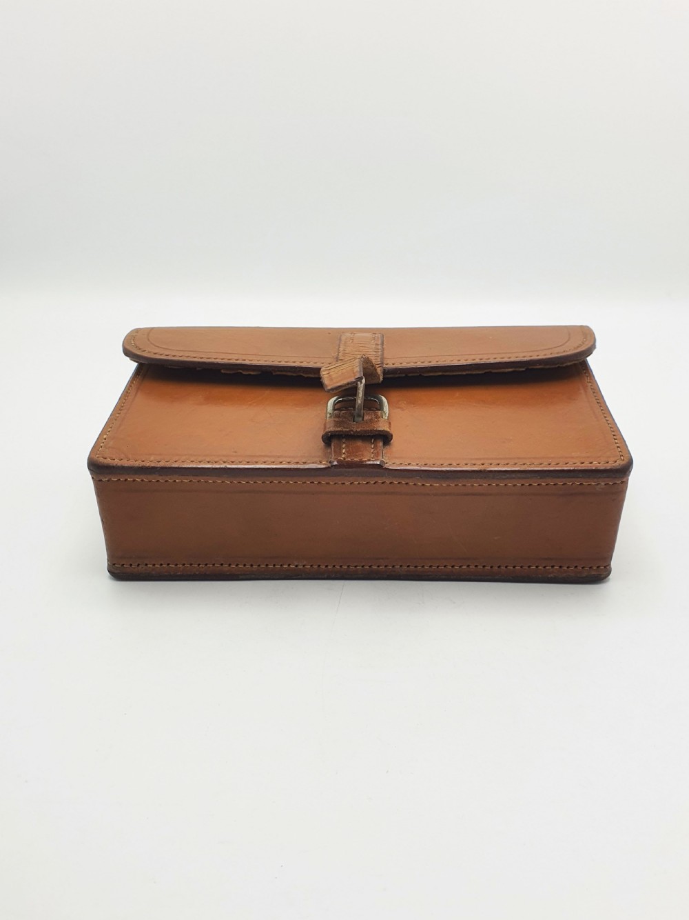 Handsome Antique Leather Cased Sandwich Box - circa 1920 View XIII