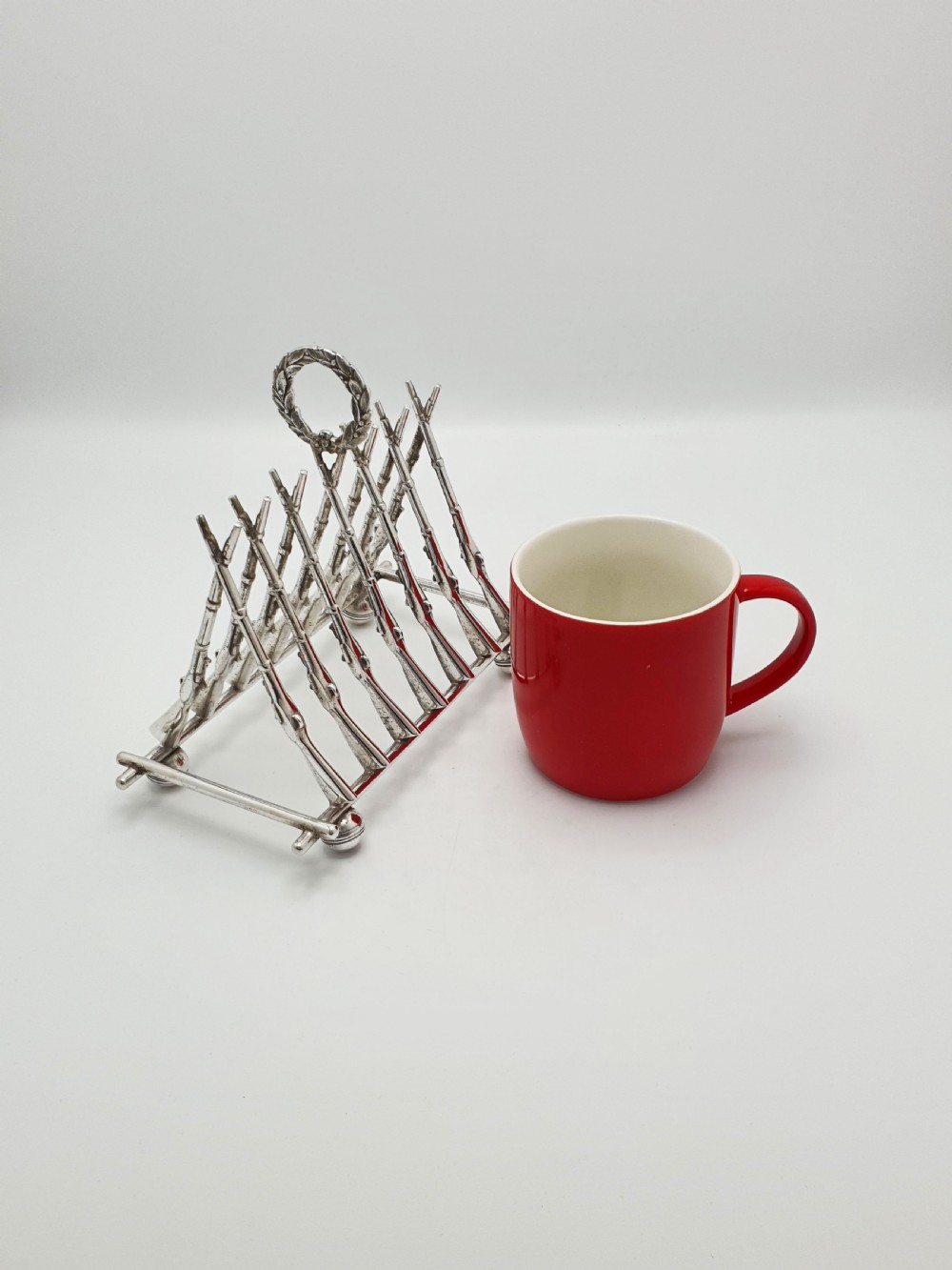 Antique Victorian Rifle-Form Toast Rack with Laurel Wreath Handle – circa 1880 View VII