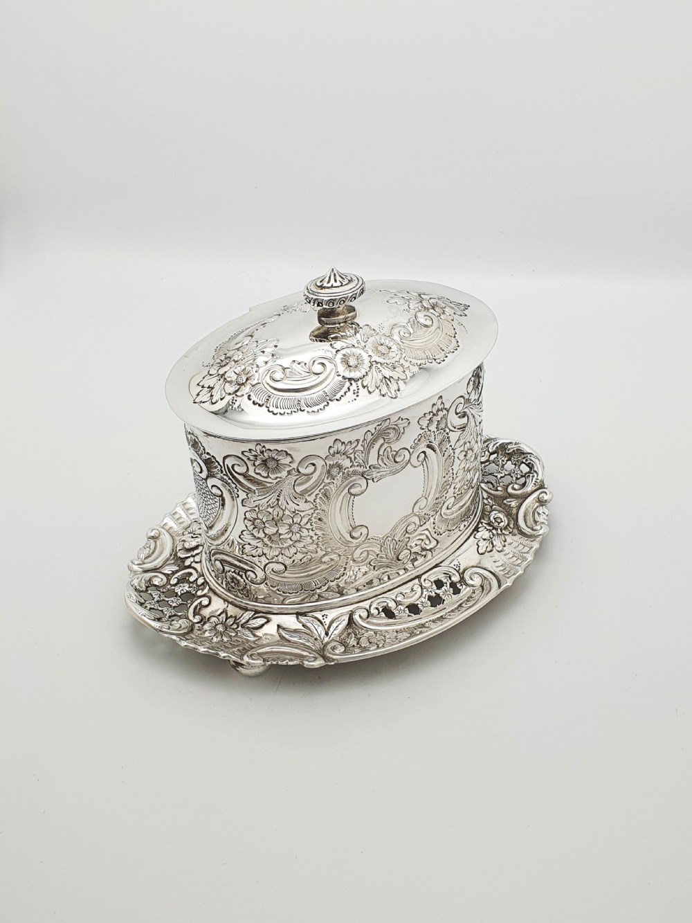 Fabulous Antique Victorian Embossed Silver Plated Biscuit Box – circa 1890