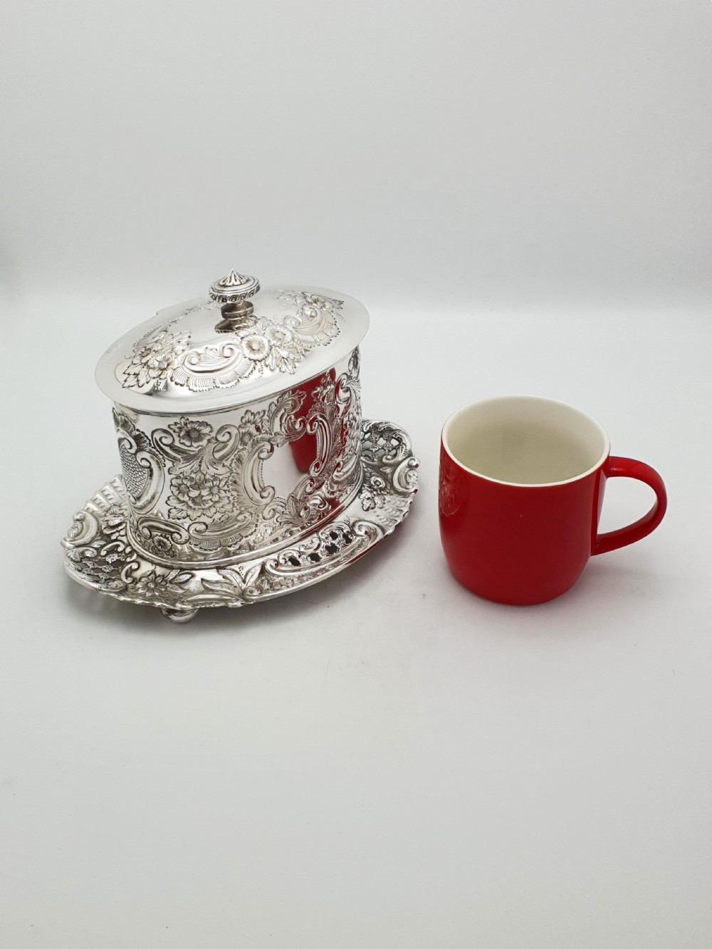 Fabulous Antique Victorian Embossed Silver Plated Biscuit Box – circa 1890 View XIII
