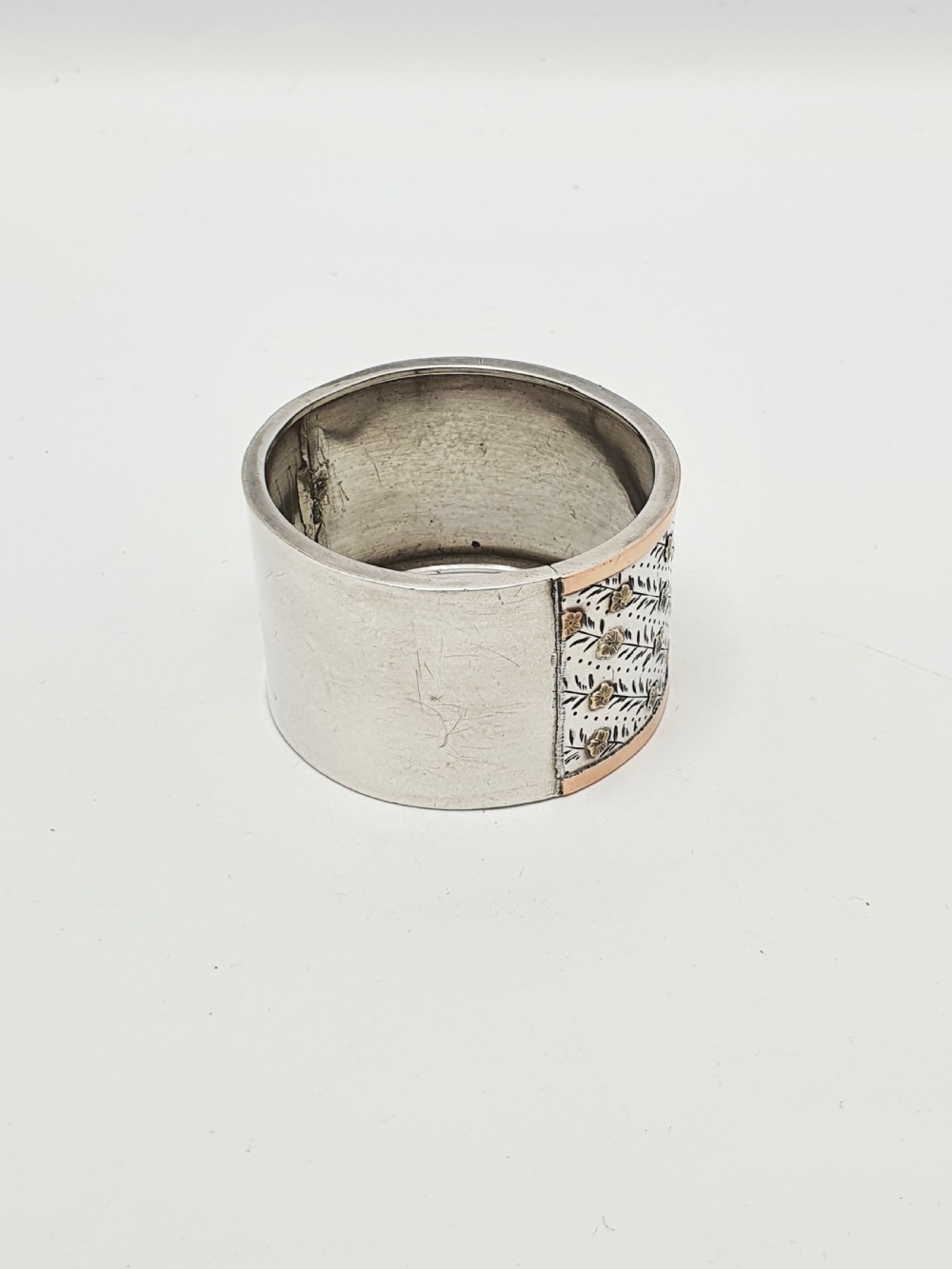 Gorgeous Antique Victorian Silver & Gold Inlaid Napkin Ring – circa 1890 View VI