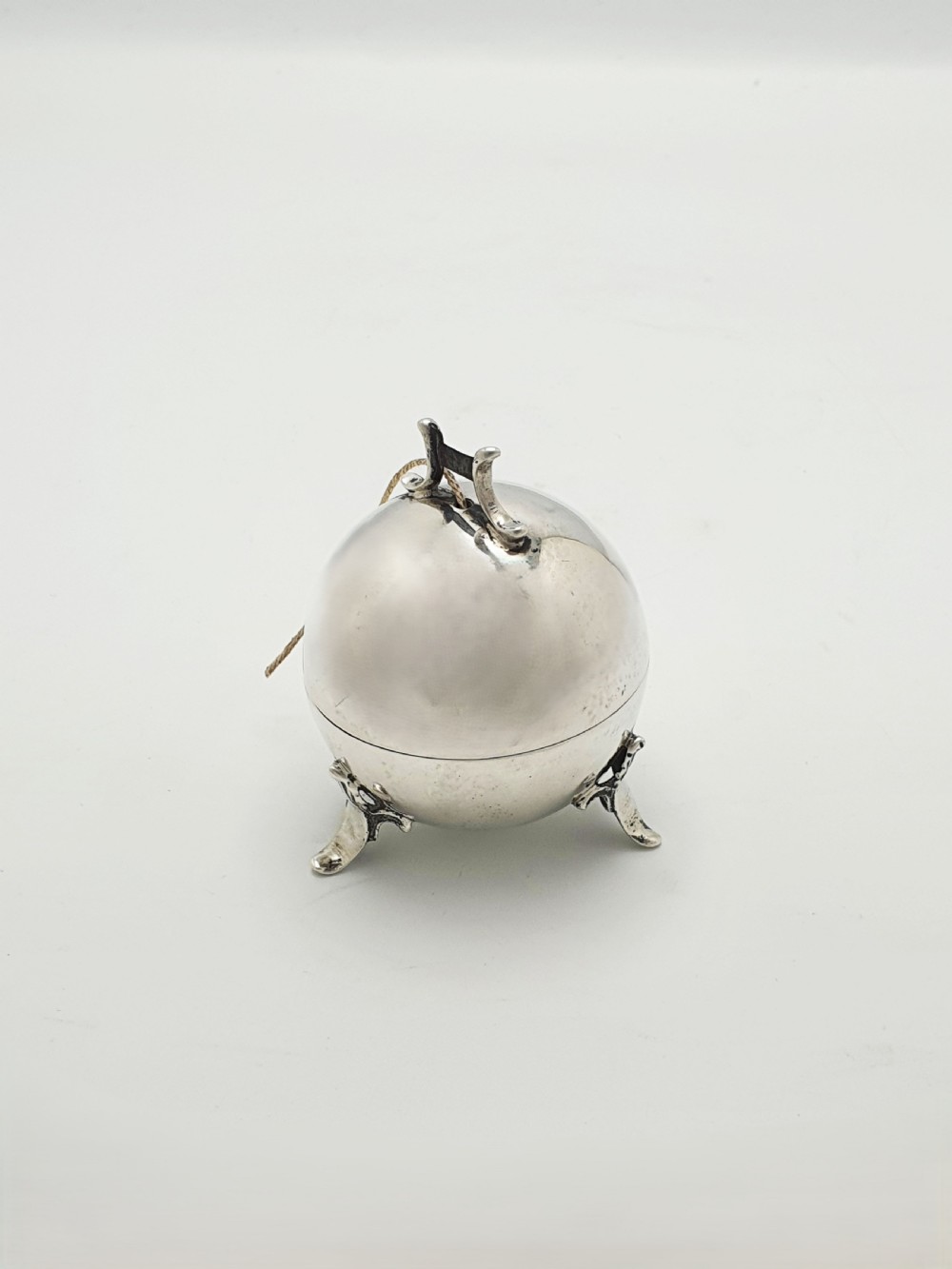 Unusual Antique Edwardian Sterling Silver String Holder - 1901 View III