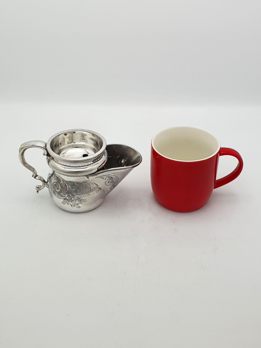 Antique Victorian Silver-Plated Shaving Mug with Removable Soap Tray – circa 1880 View IX