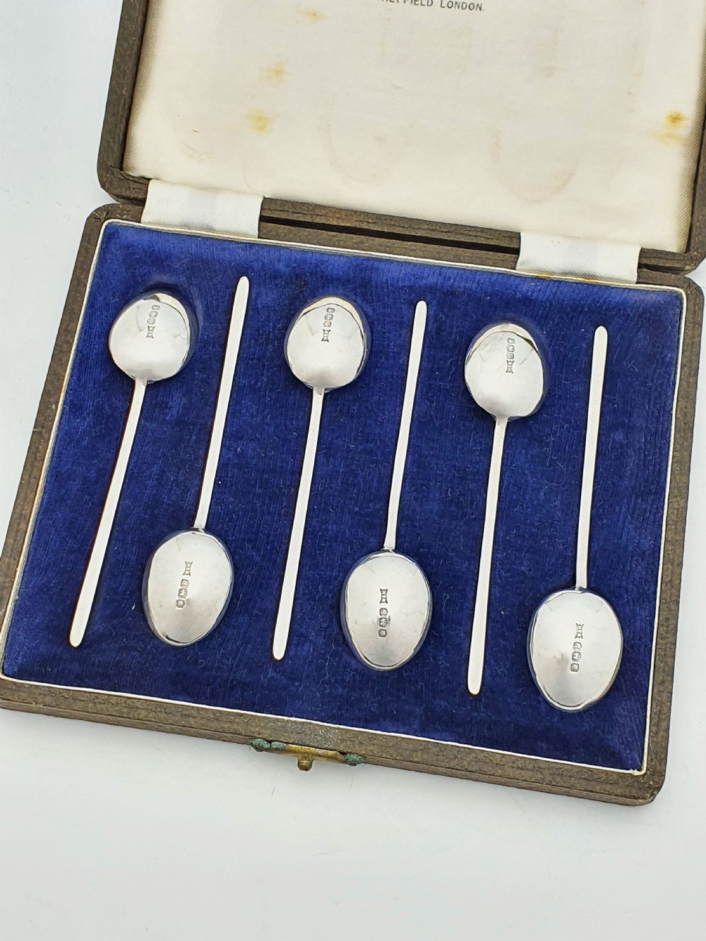 Lovely Cased Set of 6 Sterling Silver Coffee Spoons by Walker & Hall - 1948 View III