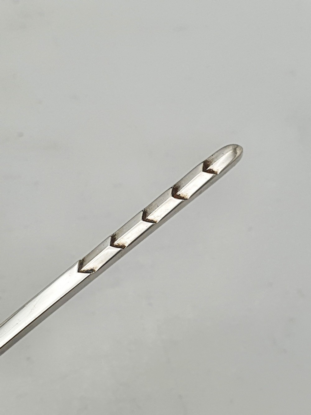 Lovely Cased Set of 6 Sterling Silver Coffee Spoons by Walker & Hall - 1948 View VIII