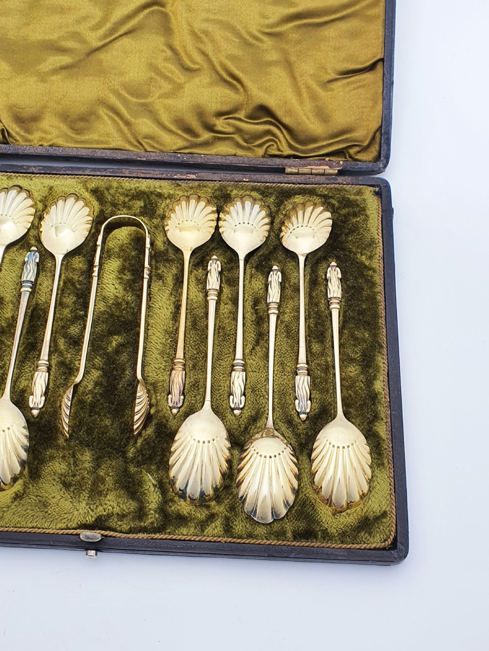 Stunning Antique Victorian Gilt Silver Plate Apostle Spoons Set - circa 1890 View VI