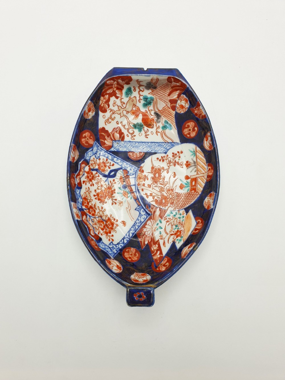 Lovely Antique Japanese Imari Porcelain Boat-Shaped Dish – circa 1900 View II