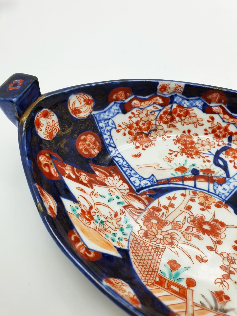 Lovely Antique Japanese Imari Porcelain Boat-Shaped Dish – circa 1900 View IV