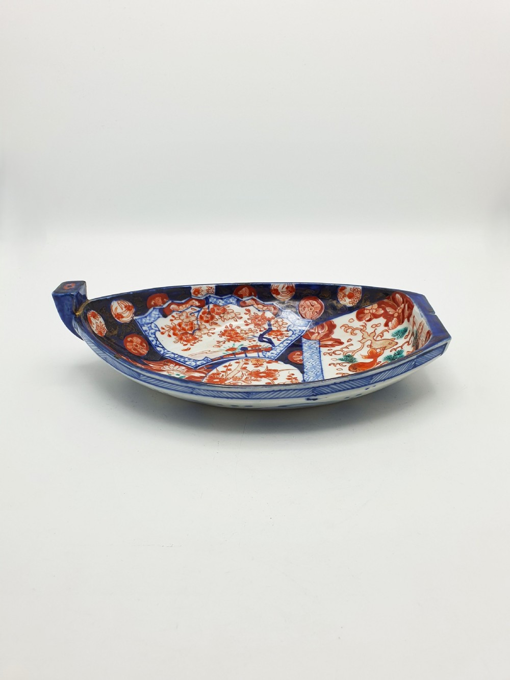 Lovely Antique Japanese Imari Porcelain Boat-Shaped Dish – circa 1900 View V