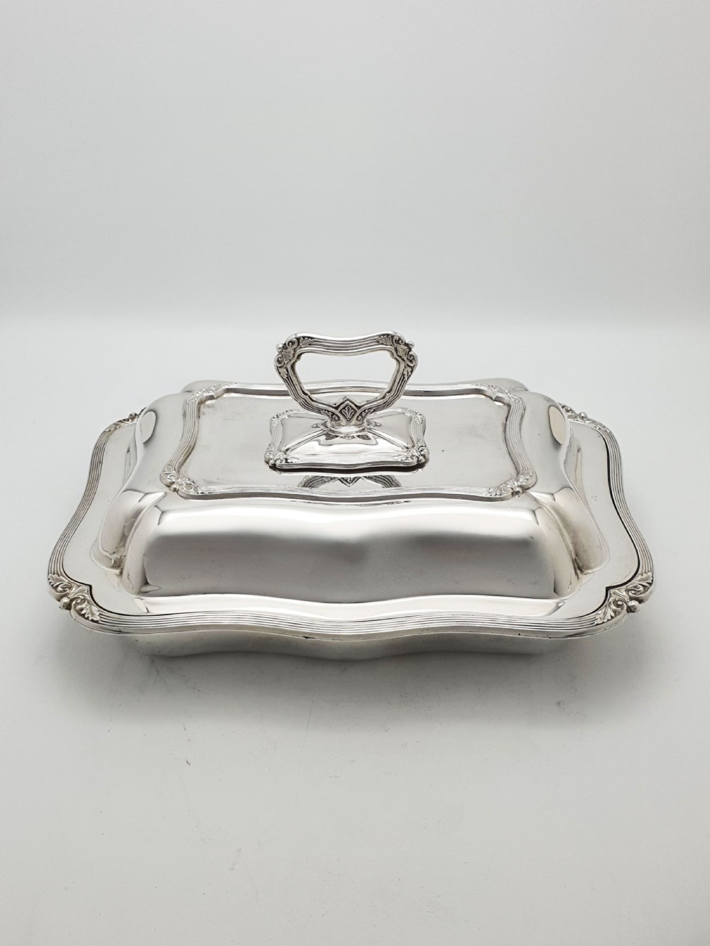 Pair of Fabulous Antique Edwardian Entrée Dishes with Rococo Borders – circa 1905 View X