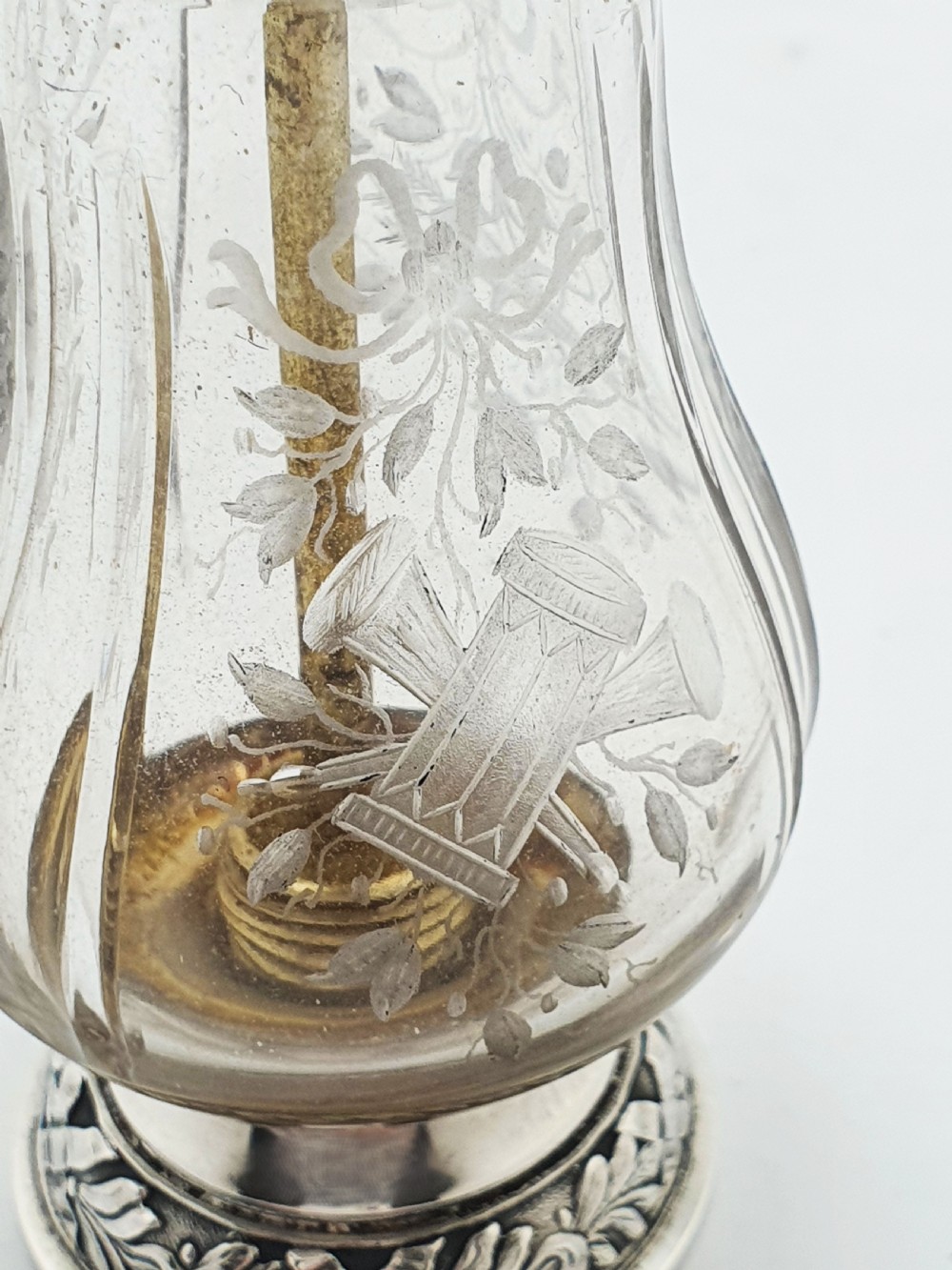 French Silver Mounted Etched Glass Push-Top Salt Cellar – circa 1920 View XI