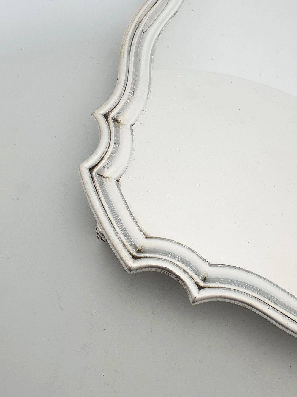Nice Art Deco Silver-Plated Scalloped Salver/Tray – circa 1925 View IV