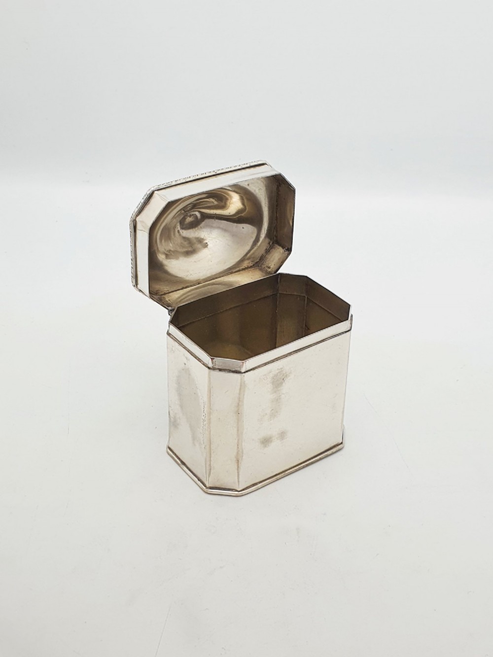 Lovely Antique Edwardian Silver Plated Octagonal Tea Caddy – circa 1905 View IV