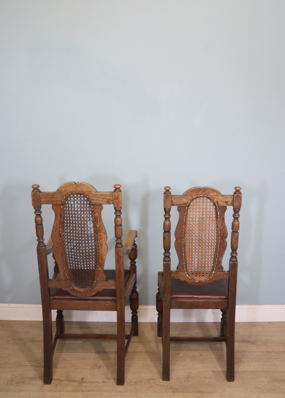 Jacobean style oak dining room suite of excellent quality View VIII