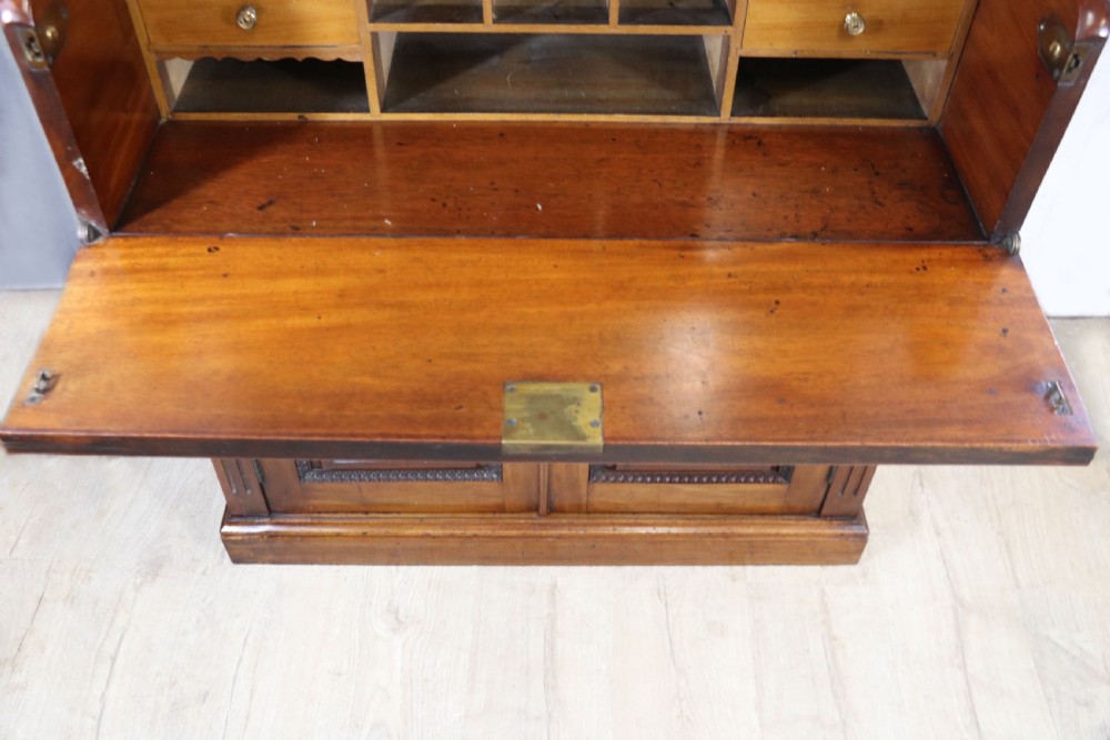 Late Victorian American walnut secretaire bookcase cabinet. View XVII