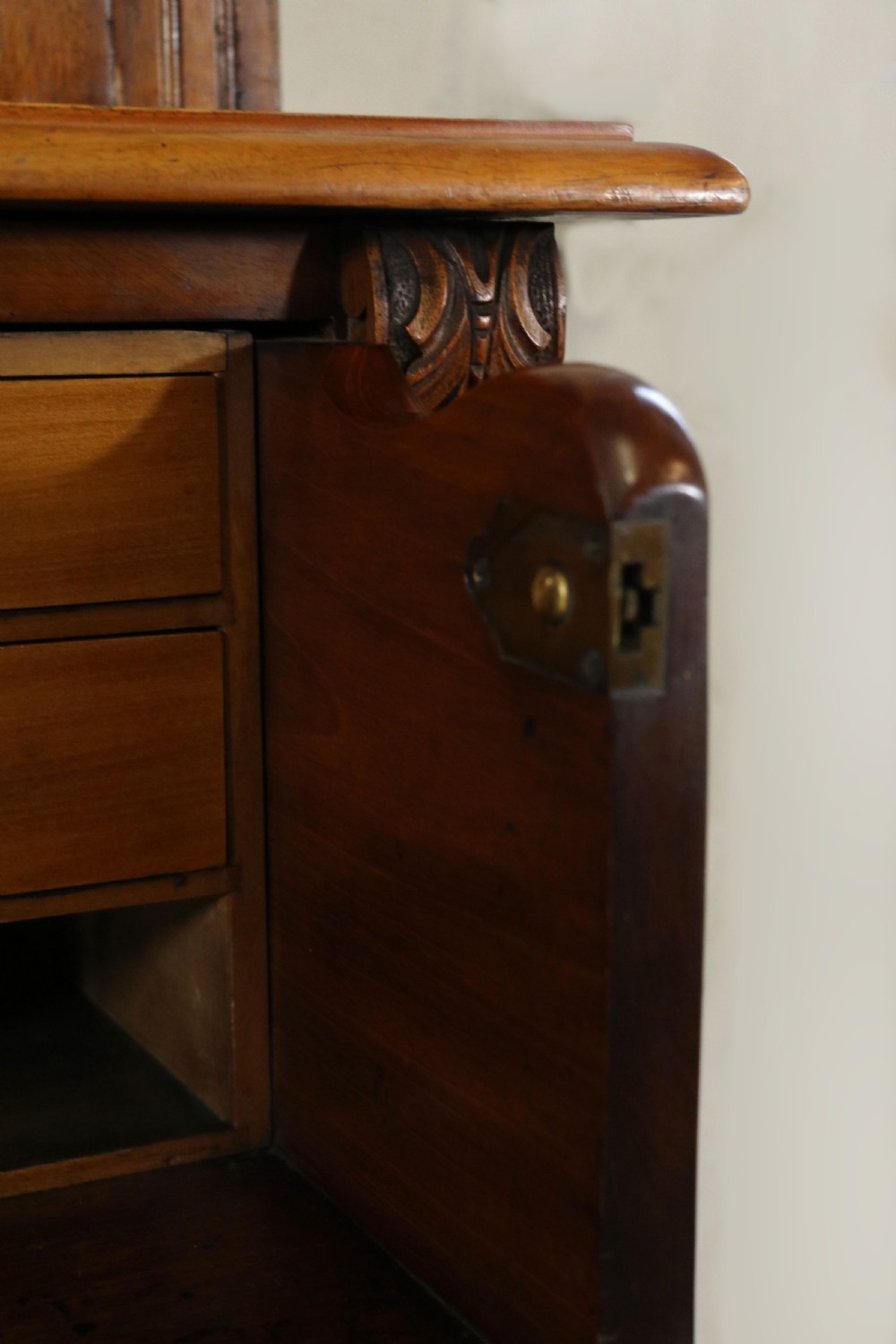 Late Victorian American walnut secretaire bookcase cabinet. View XVIII