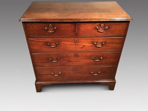 Georgian Oak Chest of Drawers