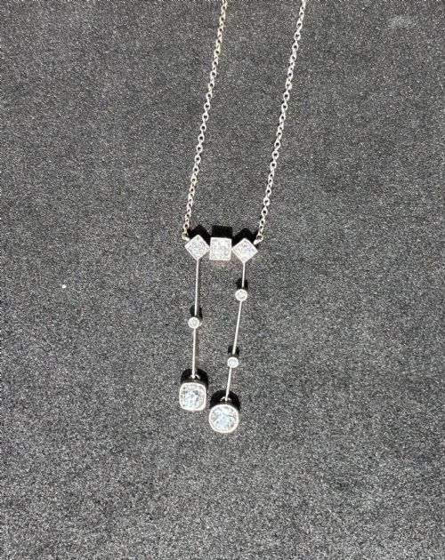 NEGLIGEE PENDANT IN 18 CARAT GOLD AND DIAMONDS - ADDITIONAL PHOTO 2