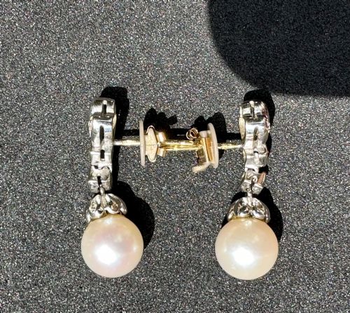 DROP PEARL AND DIAMOND EARRINGS IN 18CT WHITE GOLD - ADDITIONAL PHOTO 1