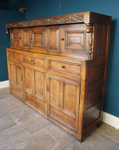 LARGE 18TH CENTURY OAK COURT CUPBOARD - ADDITIONAL PHOTO 3
