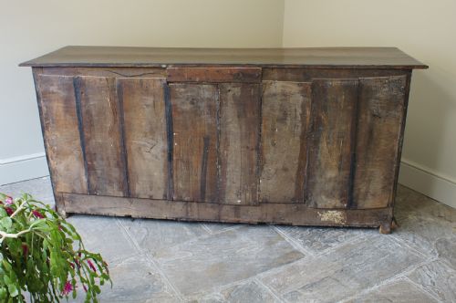 17TH CENTURY OAK CUSHION MOULDED DRESSER BASE - ADDITIONAL PHOTO 11