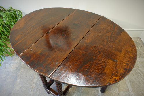 SMALL 17TH CENTURY OAK GATELEG TABLE - ADDITIONAL PHOTO 9