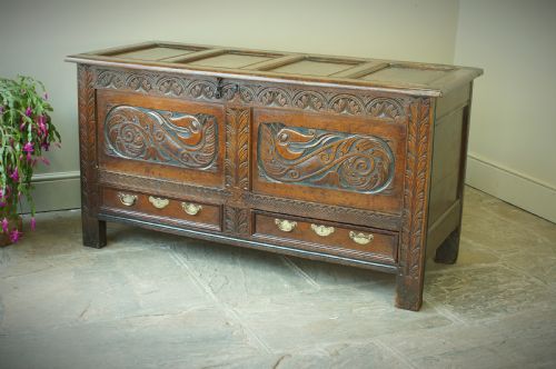 A RARE 17TH CENTURY OAK MULE CHEST COFFER - ADDITIONAL PHOTO 1