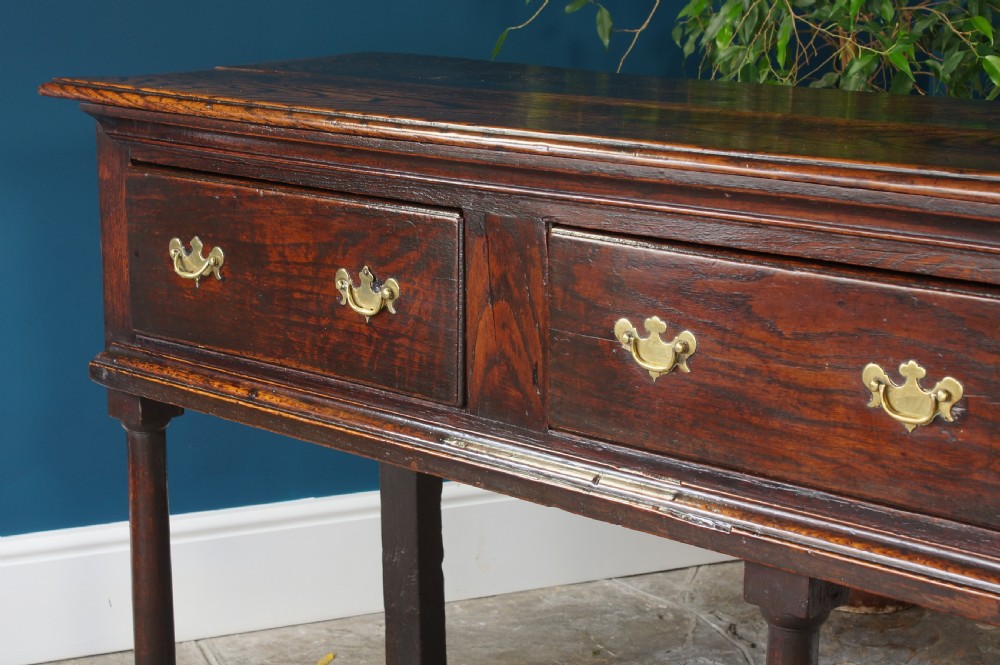 A good early 18th Century  Oak Dresser Base. View II