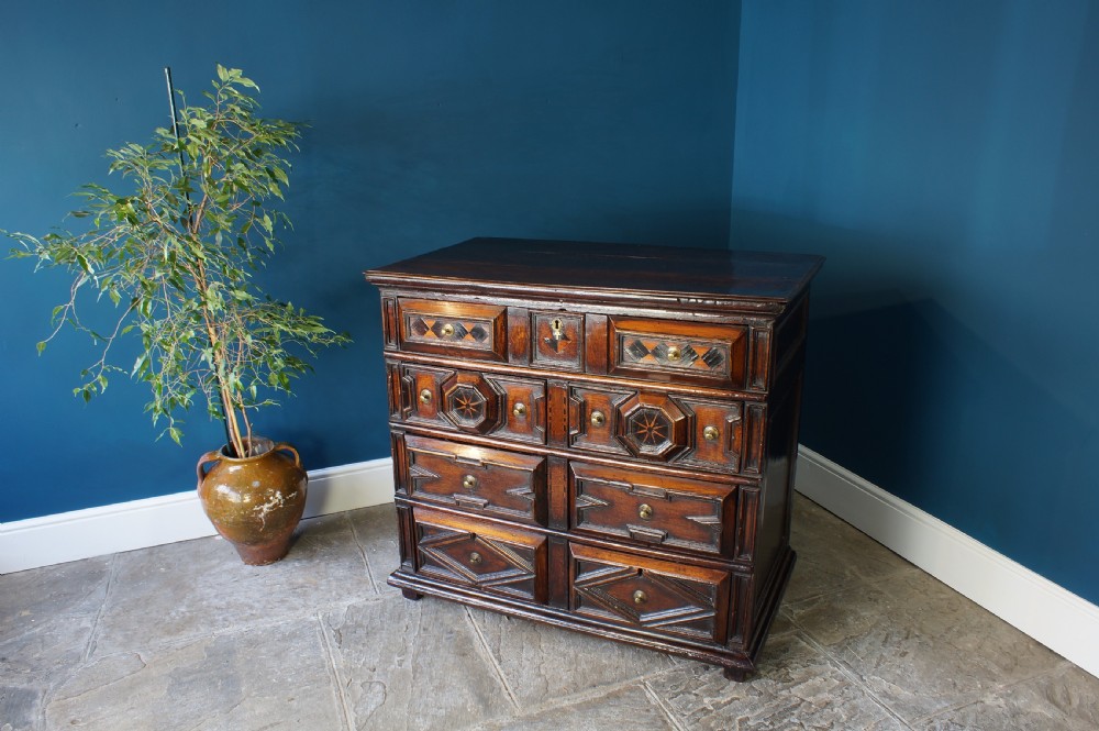 A Fine 17th Century Inlaid Chest Of Drawers. View XV