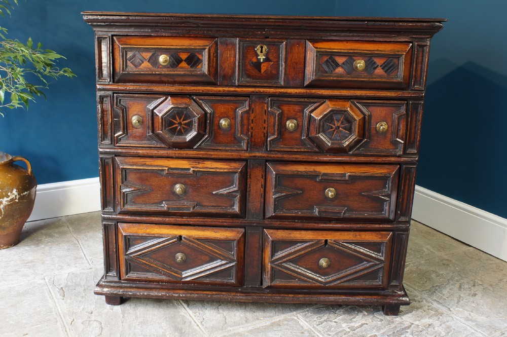 A Fine 17th Century Inlaid Chest Of Drawers. View XX