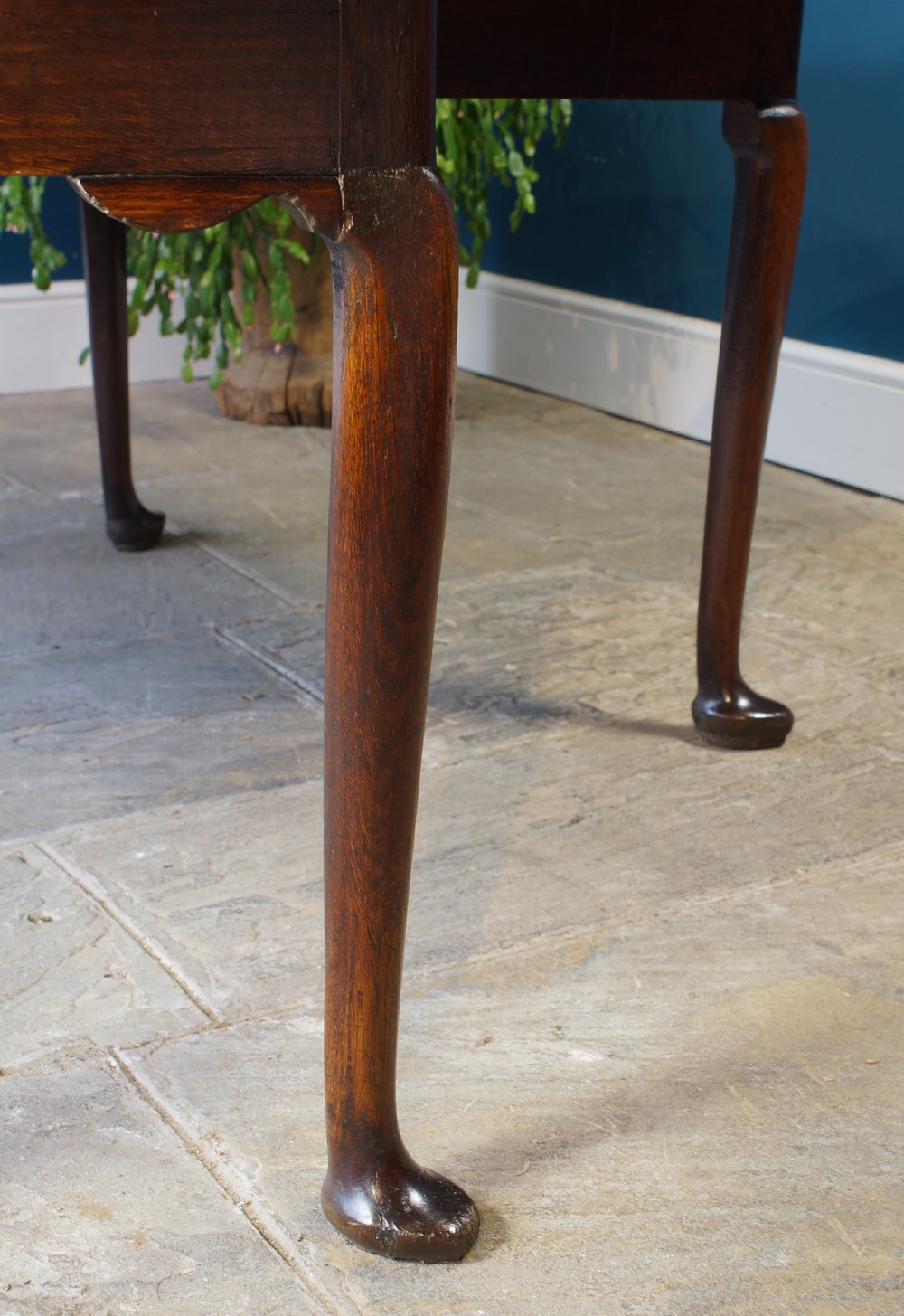A large 18th Century Oak drop leaf table. View VI
