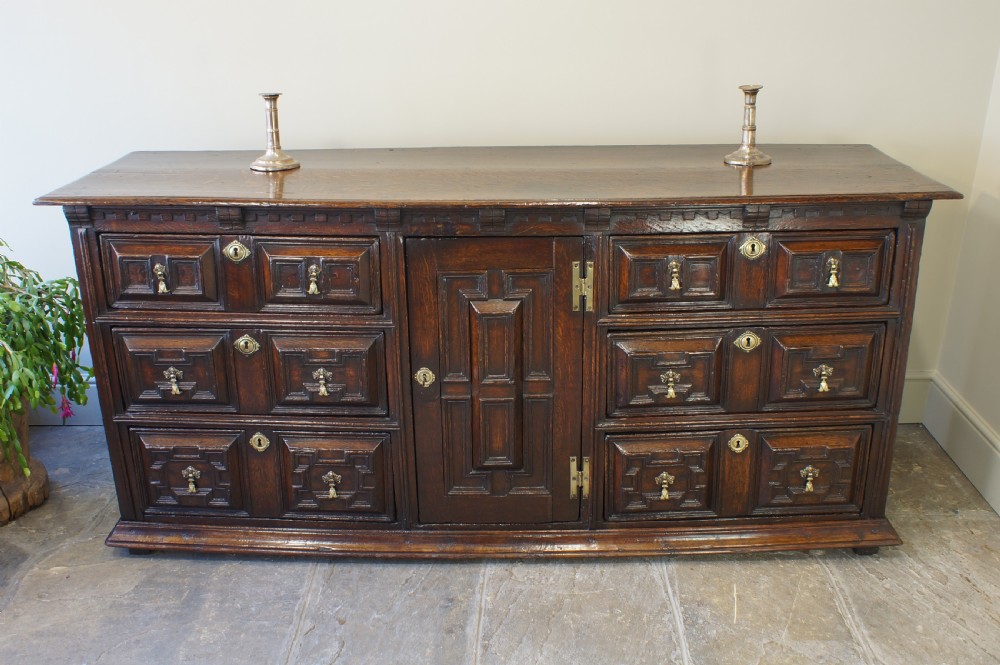 17th Century Oak Cushion Moulded Dresser Base. View IX