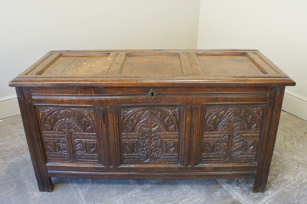 17th Century Oak Coffer. View VII