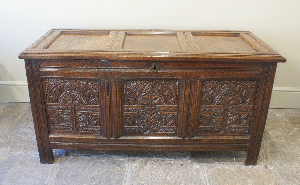 17th Century Oak Coffer. View VIII