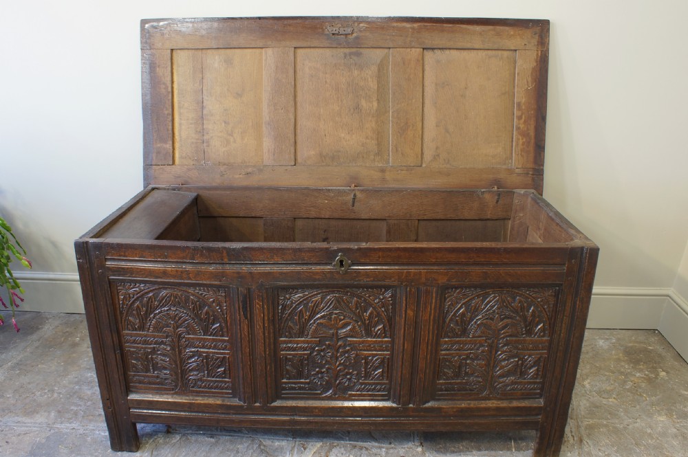 17th Century Oak Coffer. View IX