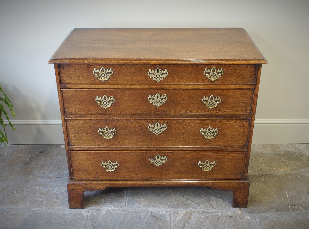 18th Century Oak Chest Of Drawers.  View IX