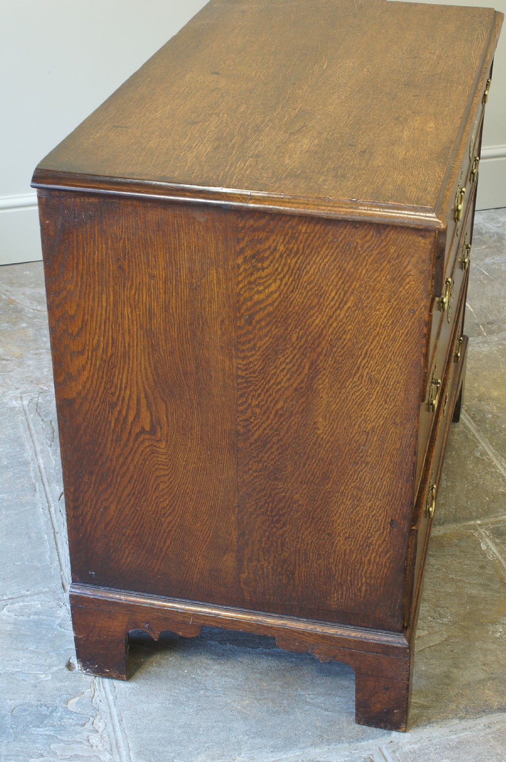 18th Century Oak Chest Of Drawers.  View VIII