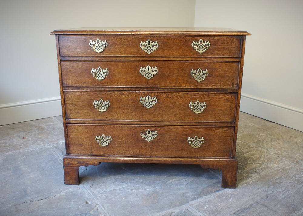 18th Century Oak Chest Of Drawers.  View XI