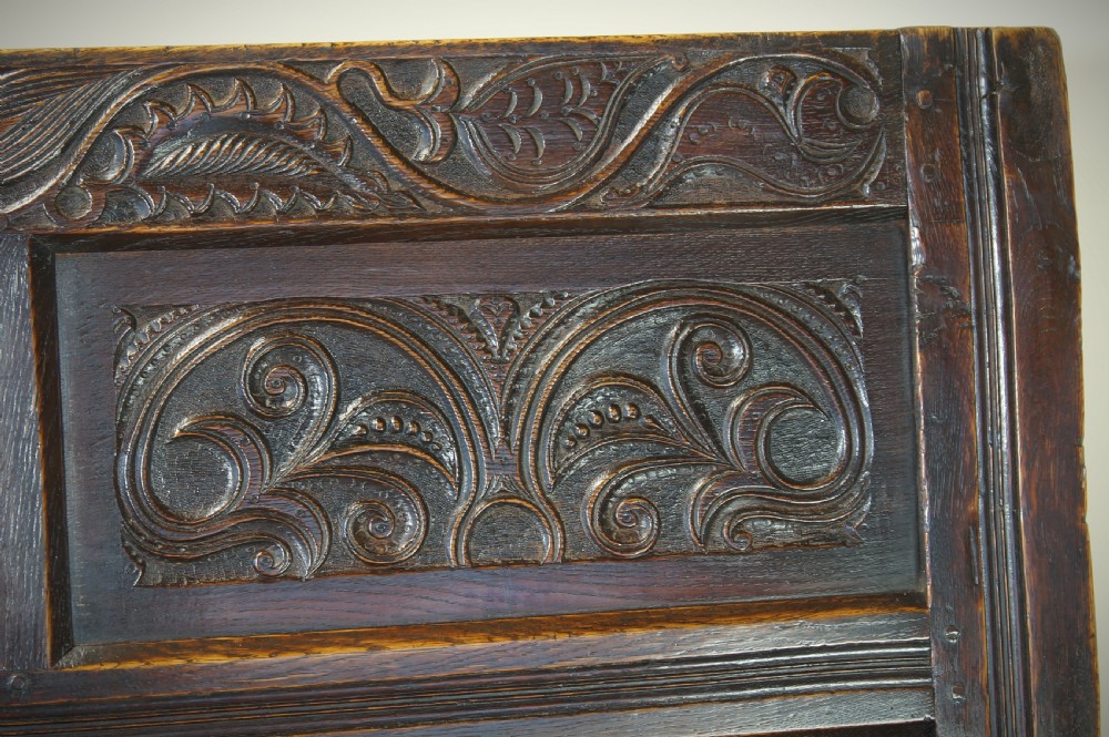 An Exceptional 17th Century Oak  Box Settle. View V