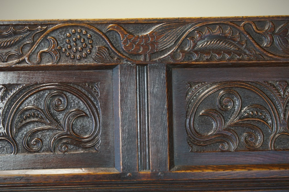 An Exceptional 17th Century Oak  Box Settle. View VI
