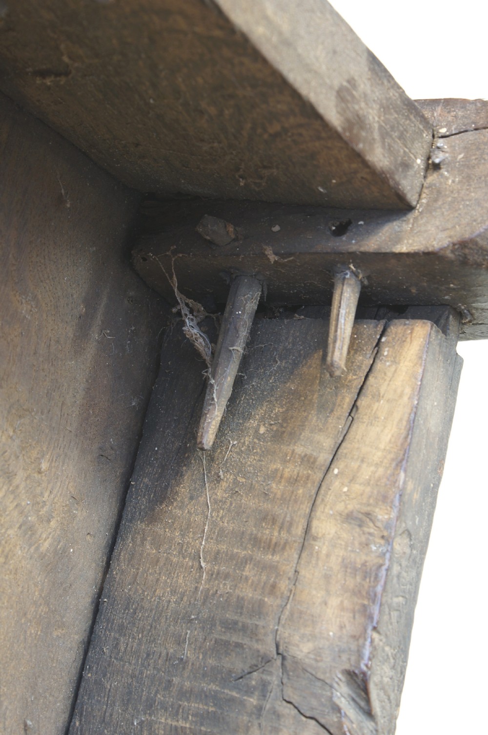 A 17th CENTURY JOINED OAK FORM OR BENCH, CIRCA 1640. View III