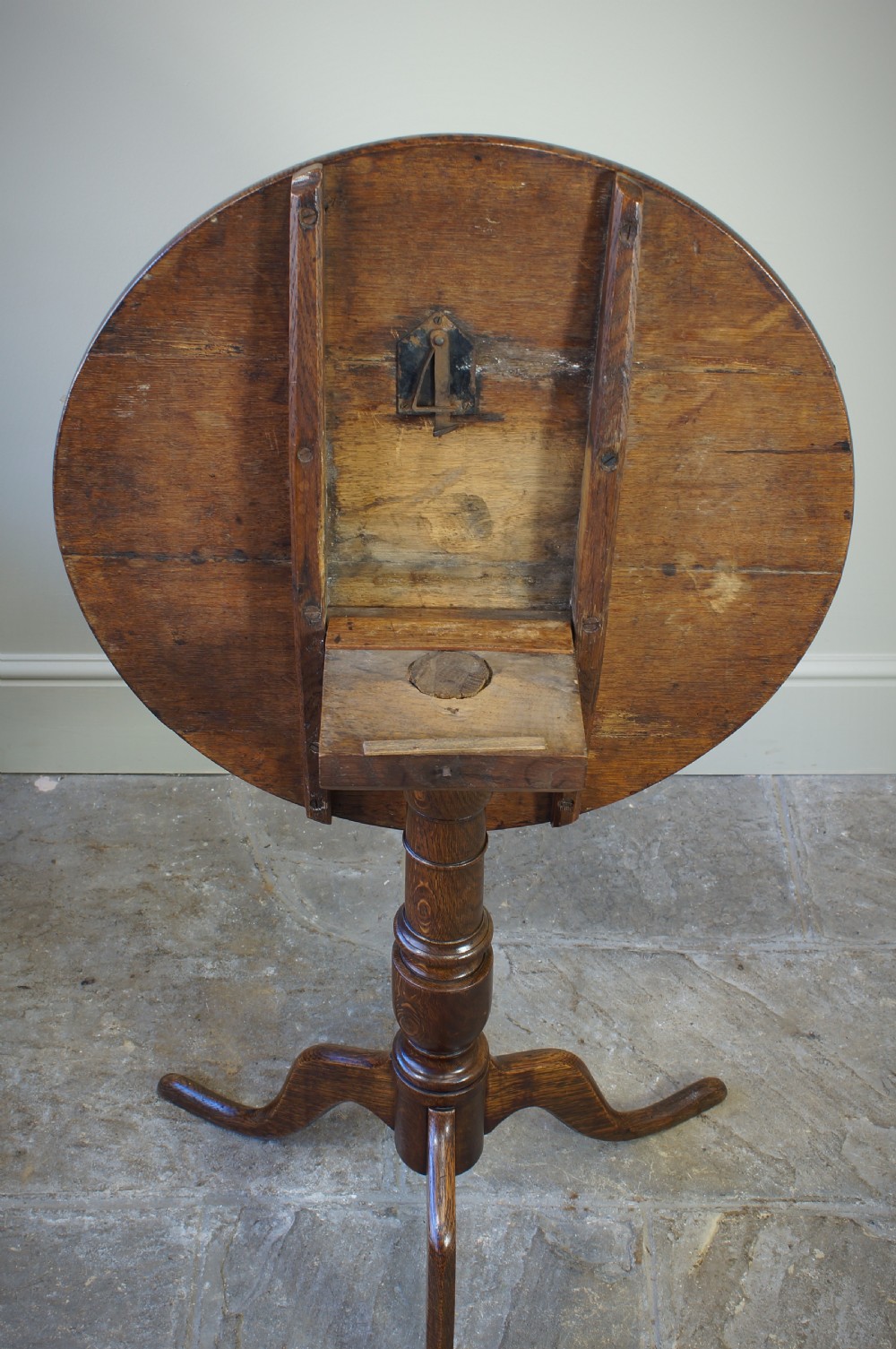 Georgian Oak Lamp or Wine Table. View III