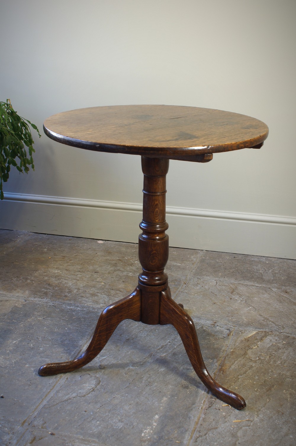 Georgian Oak Lamp or Wine Table. View VI