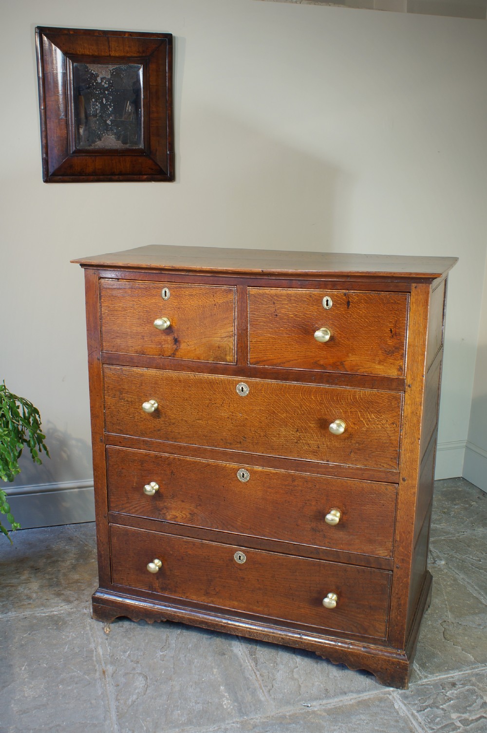 Georgian Oak Chest of Drawers. View X
